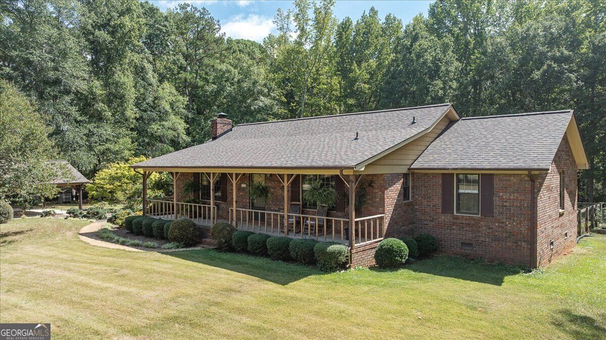 1085 Pannell Road Property Photo 5
