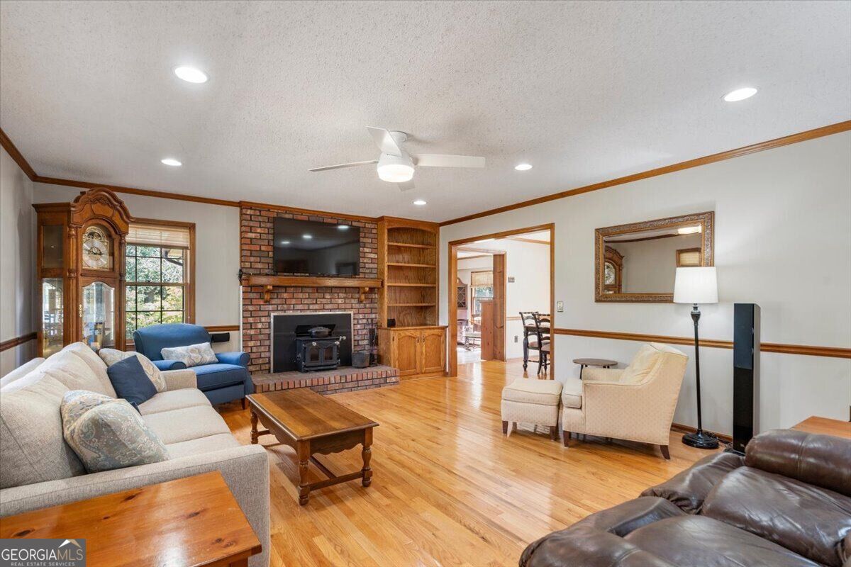 1085 Pannell Road Property Photo 8