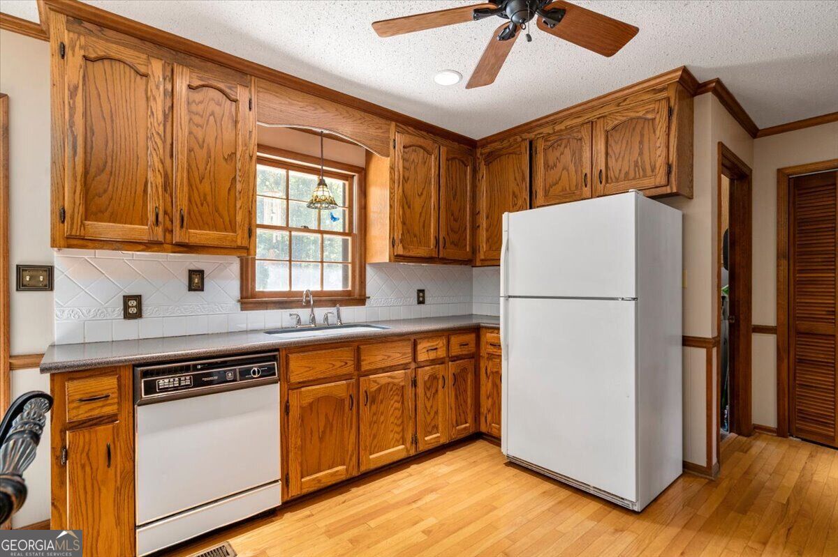 1085 Pannell Road Property Photo 14