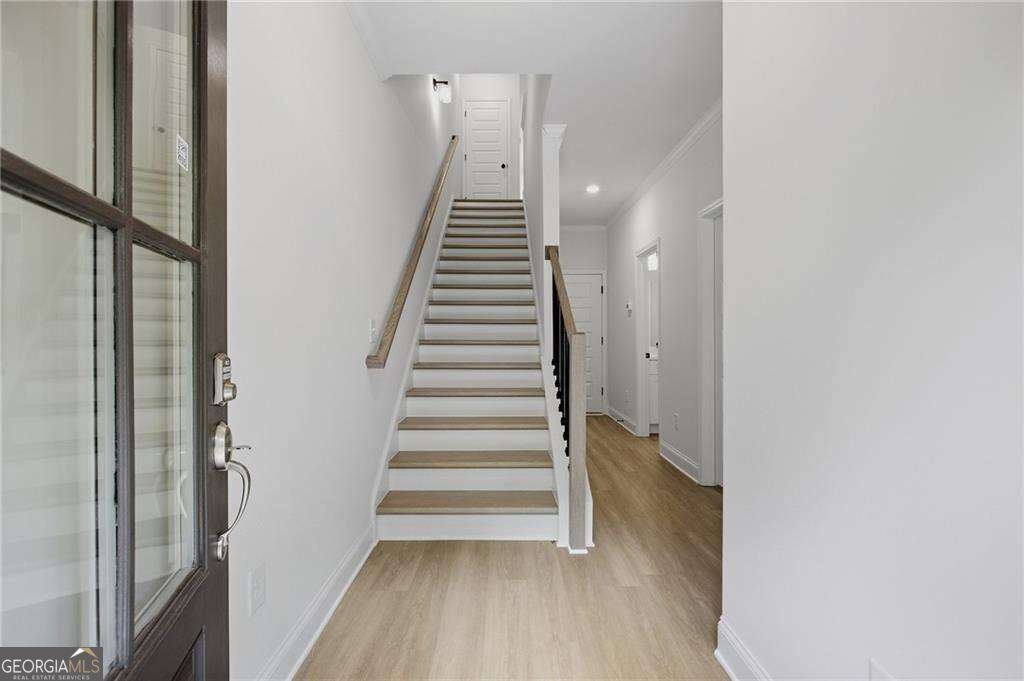 826 Glennferry Bend Property Photo 17