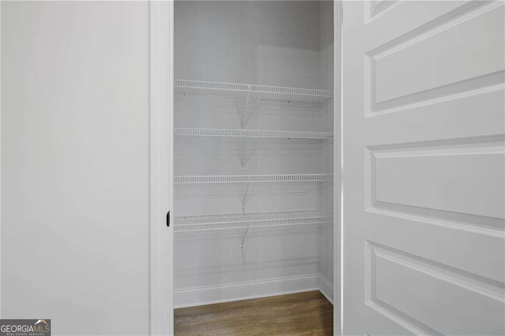 826 Glennferry Bend Property Photo 27