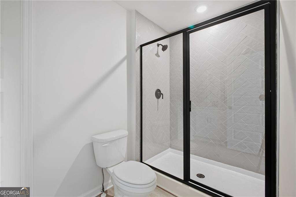826 Glennferry Bend Property Photo 39