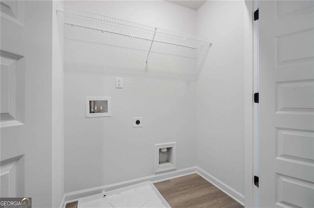 826 Glennferry Bend Property Photo 43