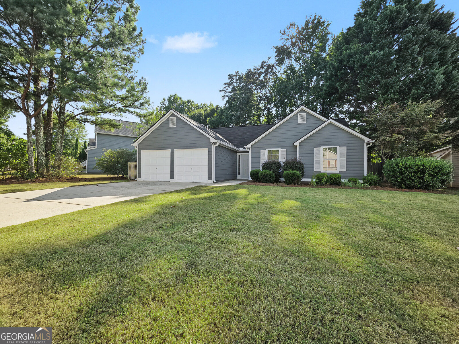4887 Lake Park Lane Property Photo 1