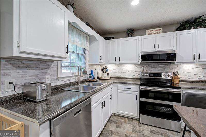 5180 Brownwood Drive Property Photo 18