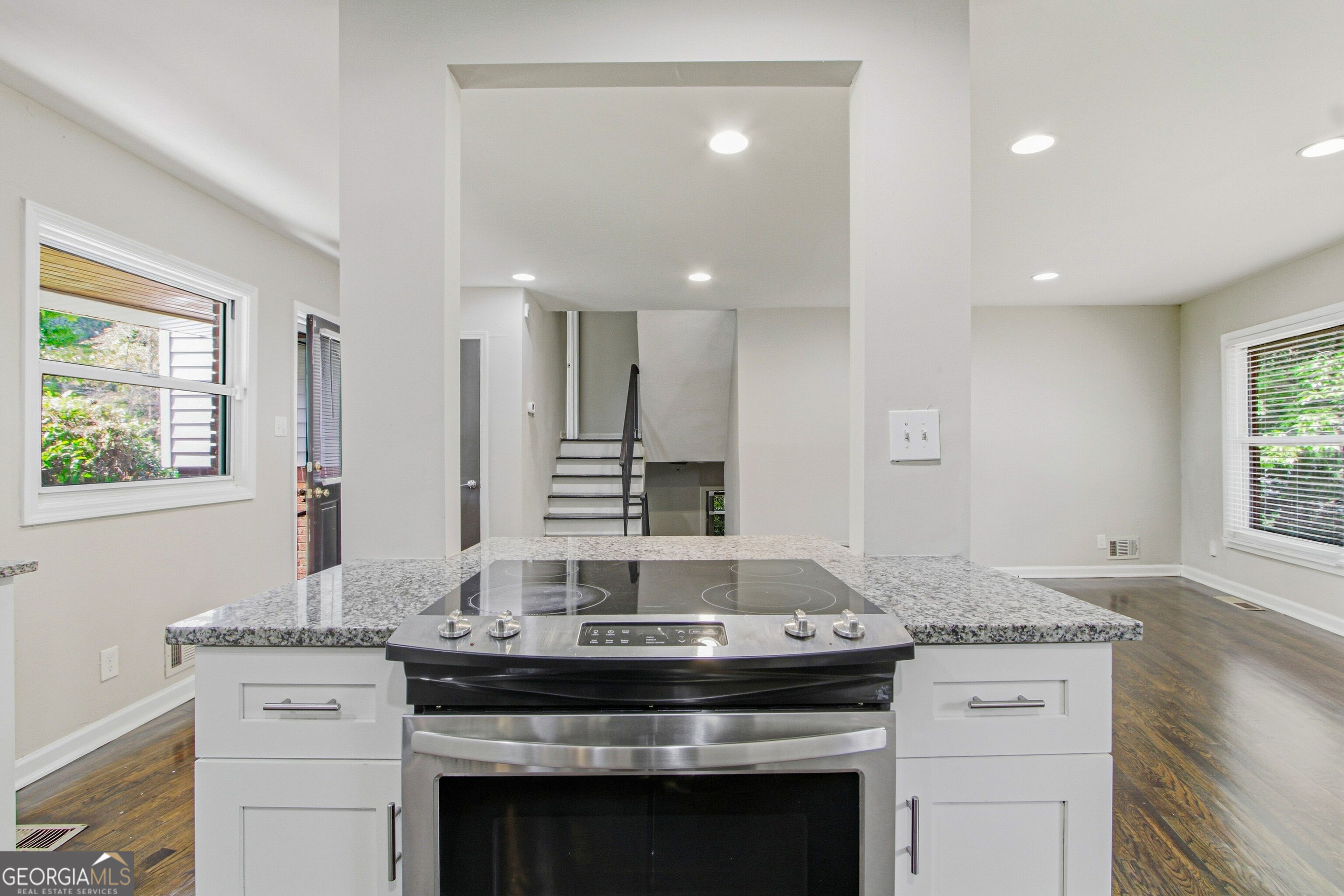 3454 Primrose Place Property Photo 2