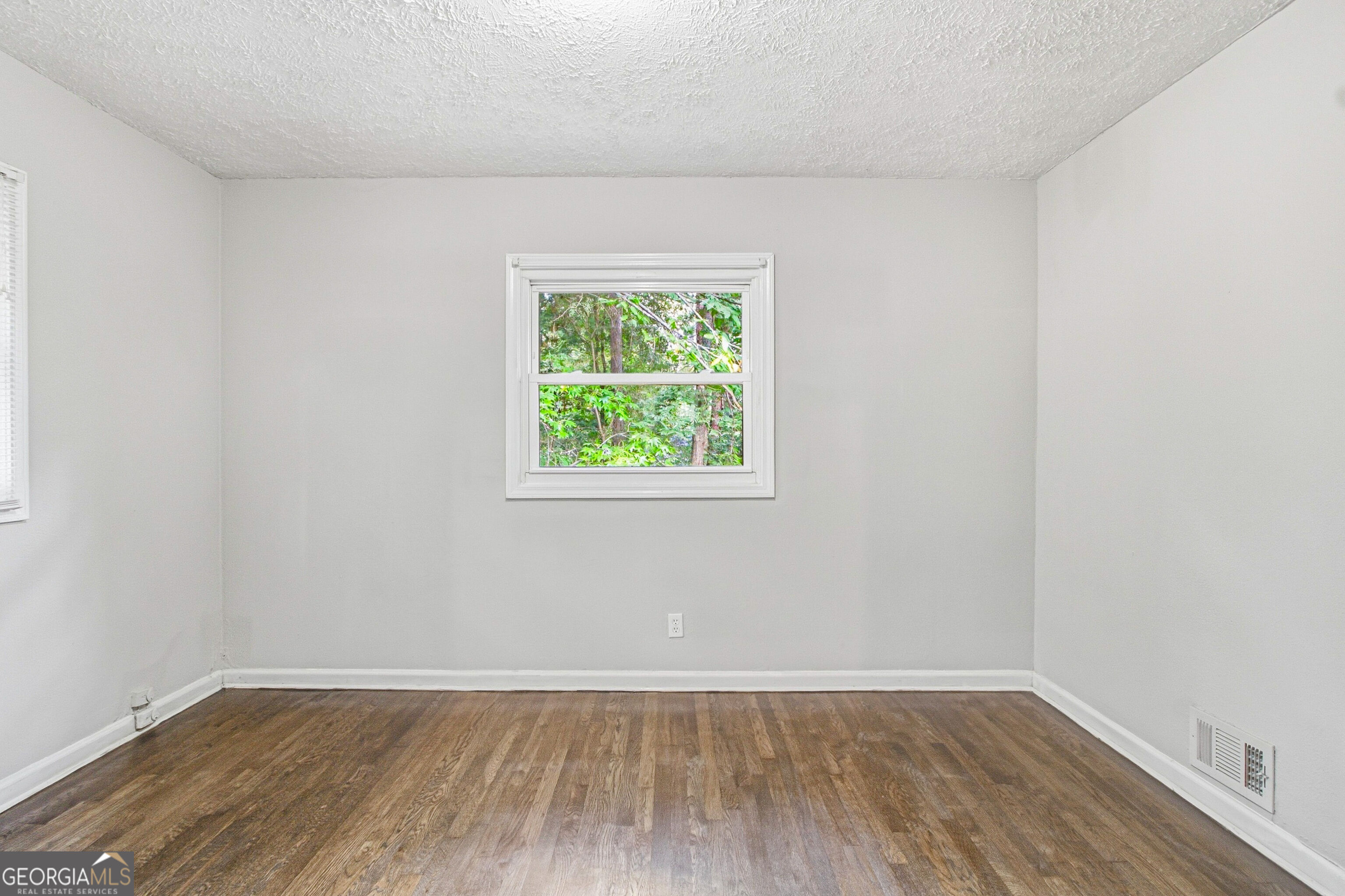 3454 Primrose Place Property Photo 14