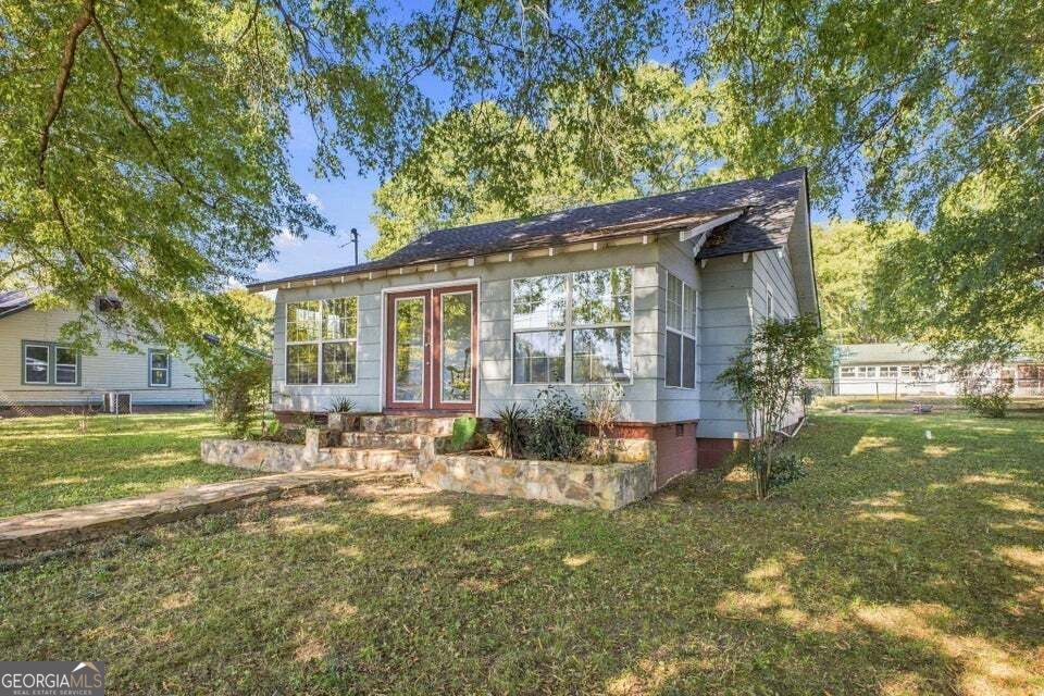 910 S Chattanooga Street Property Photo 2