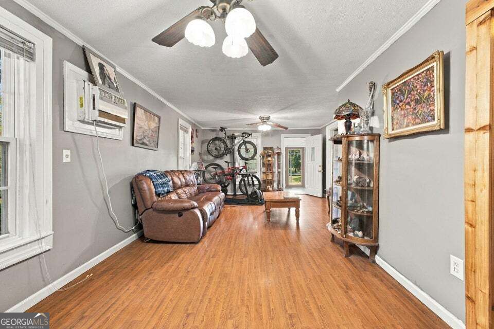910 S Chattanooga Street Property Photo 5
