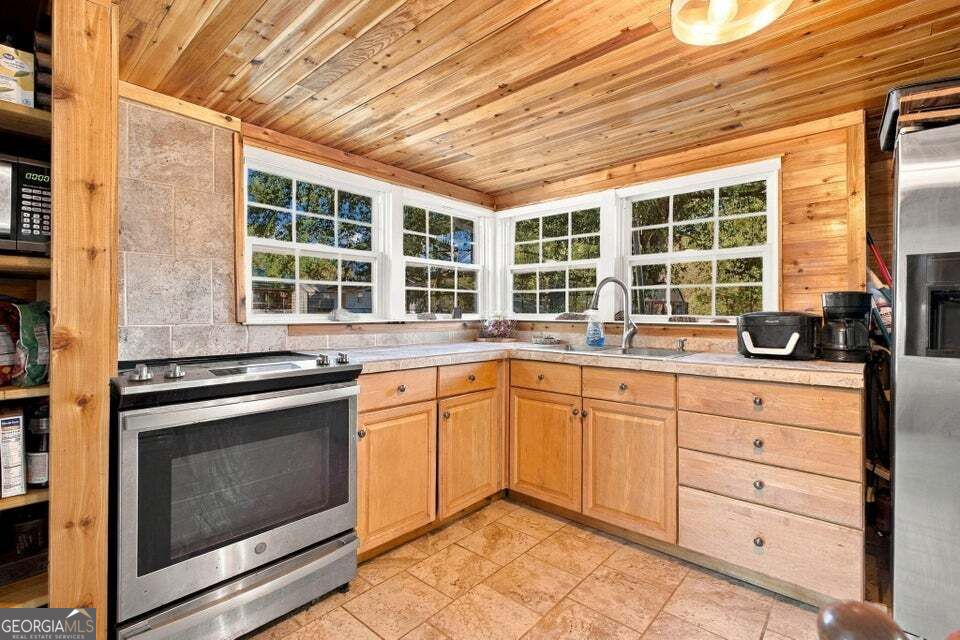 910 S Chattanooga Street Property Photo 10