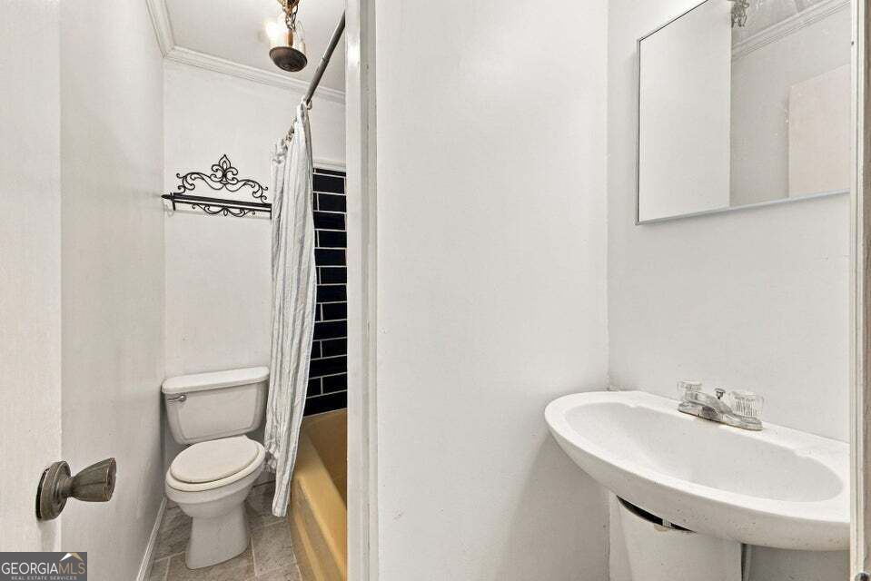 910 S Chattanooga Street Property Photo 24