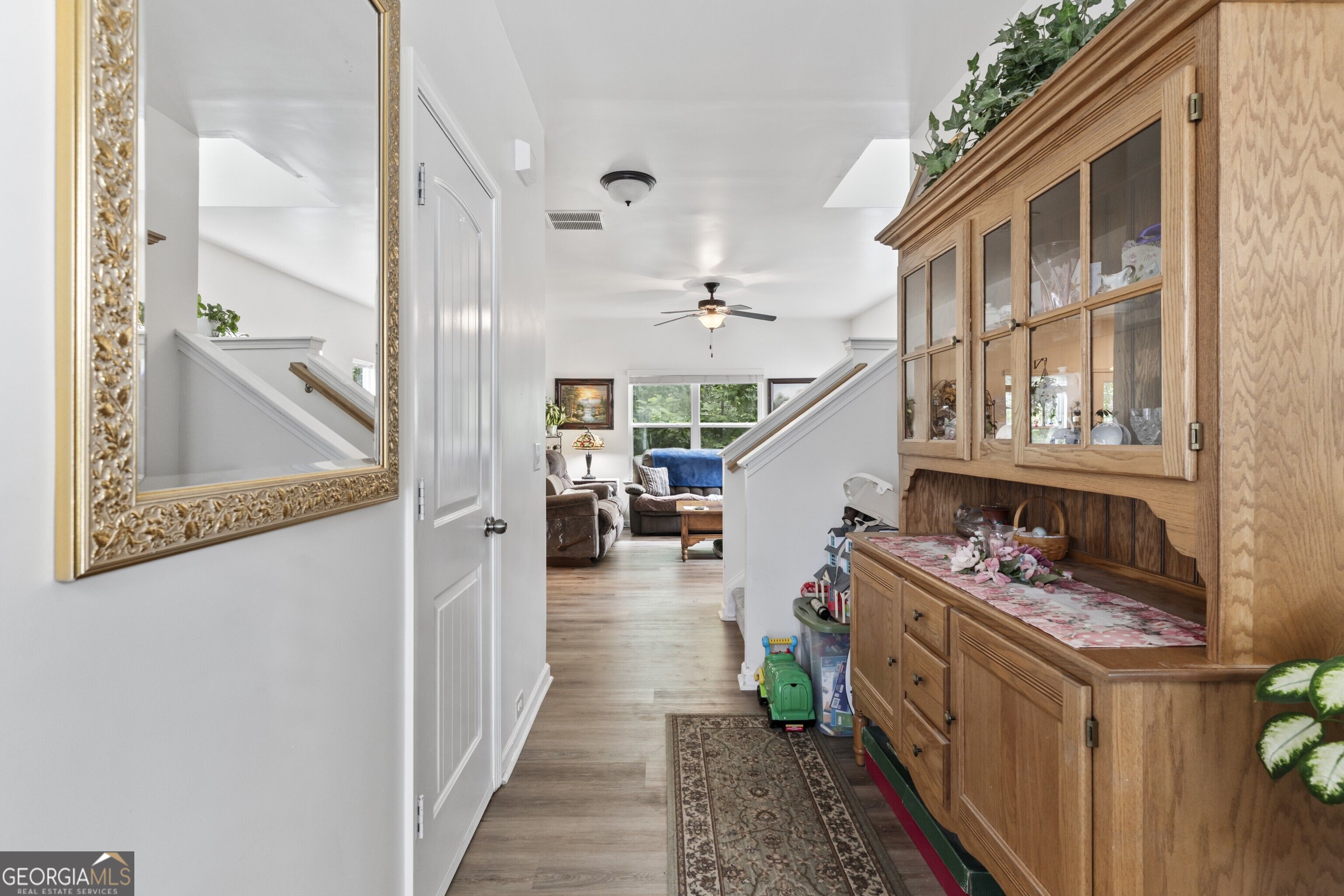 220 Renford Road Property Photo 4