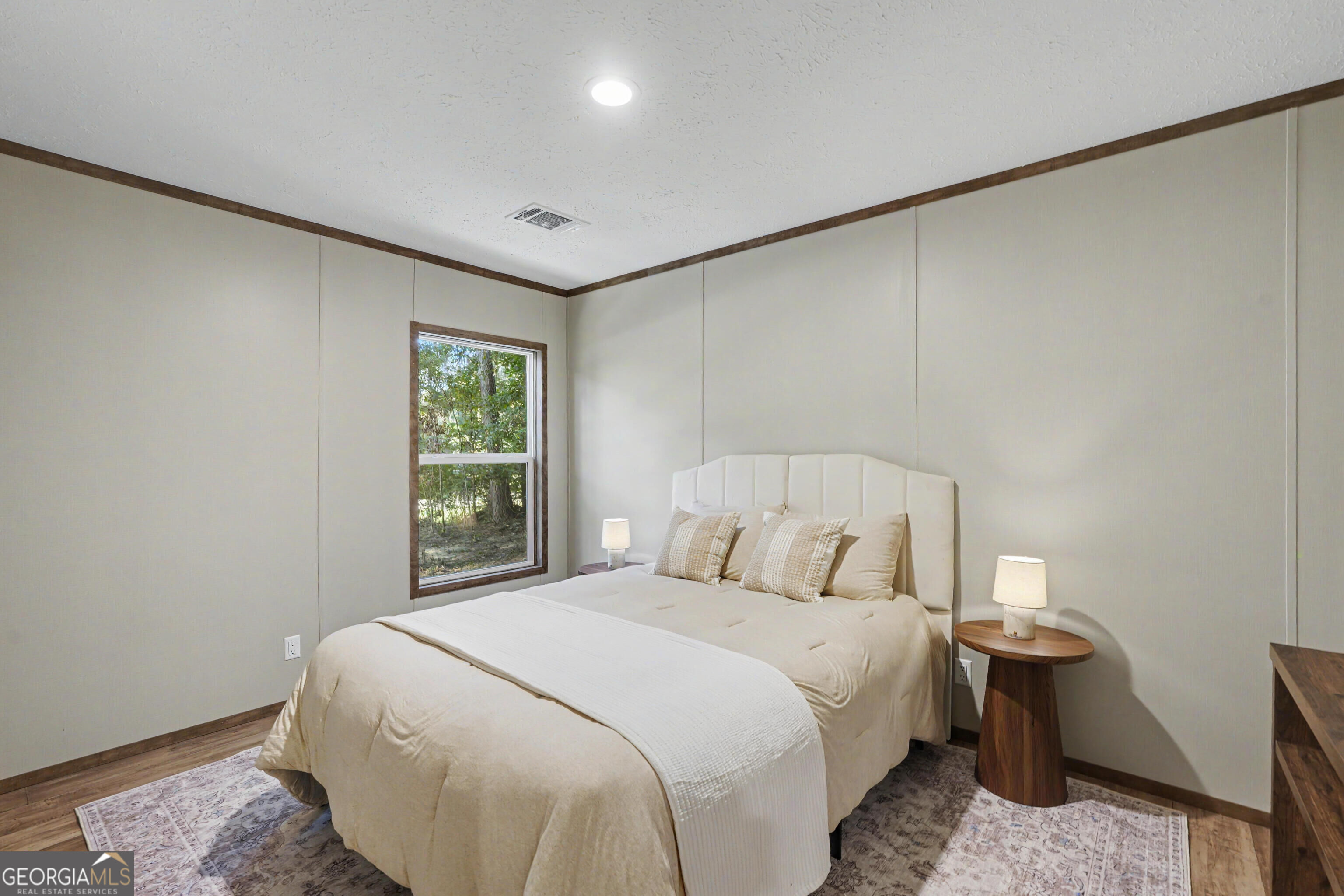 45 2nd Property Photo 25