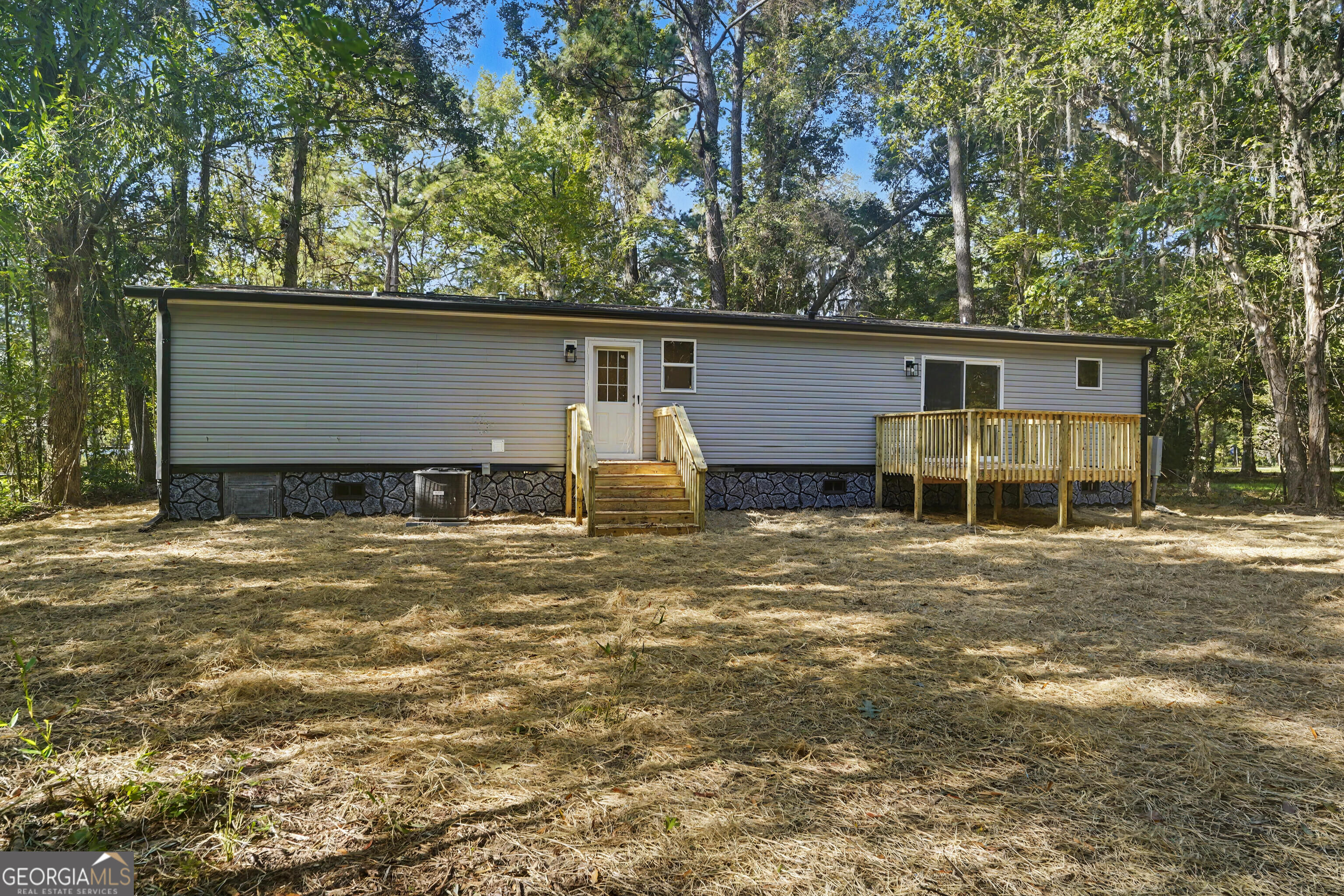 45 2nd Property Photo 37
