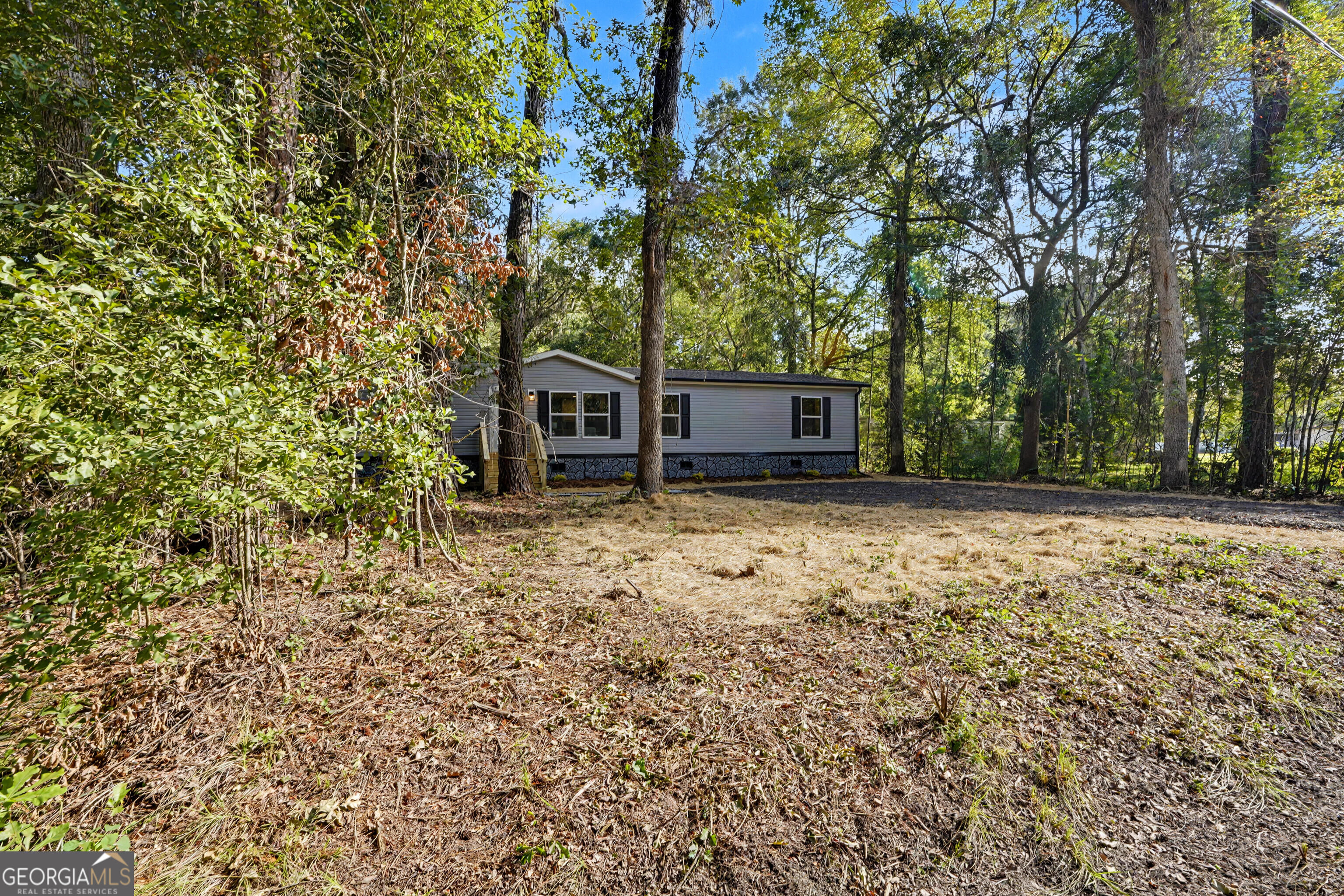 45 2nd Property Photo 44