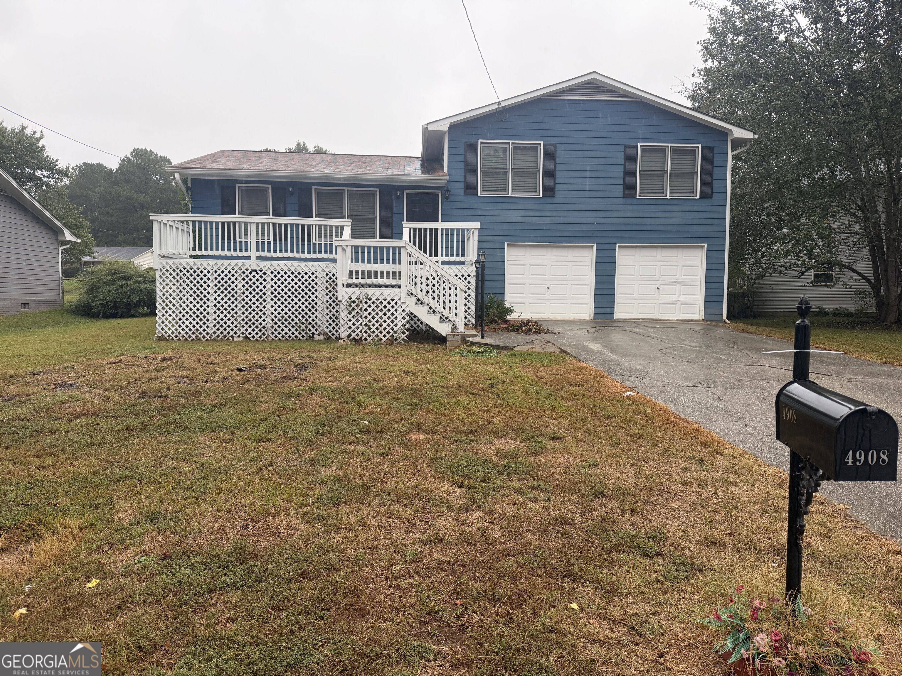 4908 Cherokee Way Se Property Photo 2