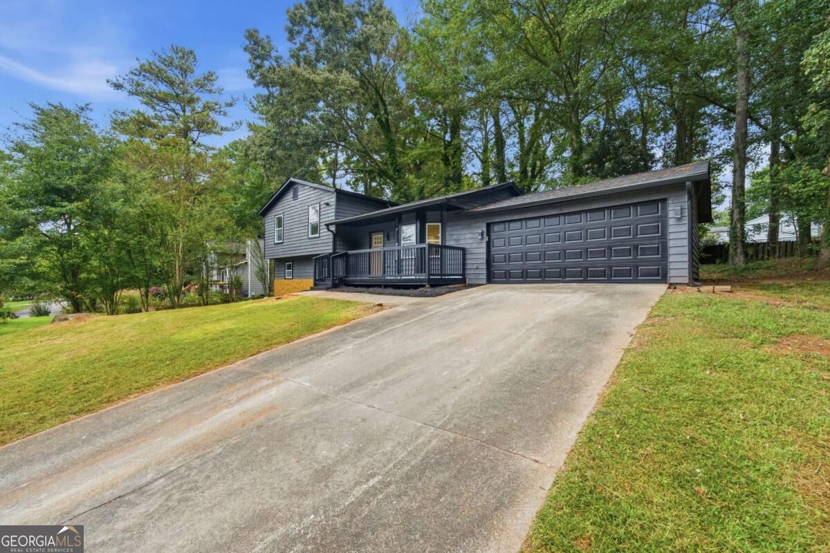 773 Sheppard Cove Property Photo 2