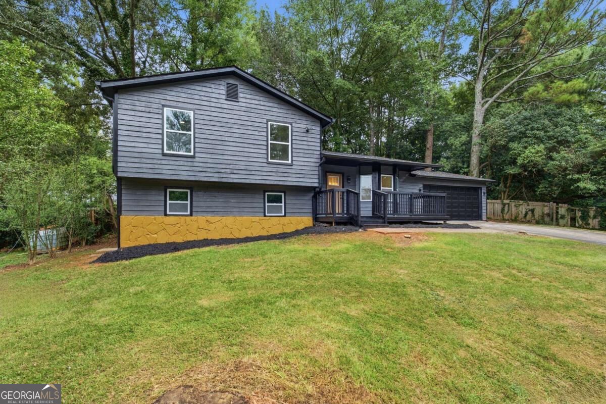 773 Sheppard Cove Property Photo 4