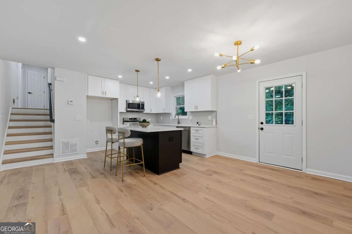 773 Sheppard Cove Property Photo 8