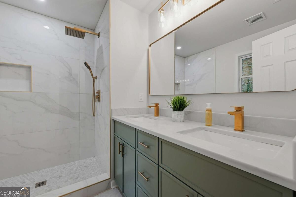 773 Sheppard Cove Property Photo 21