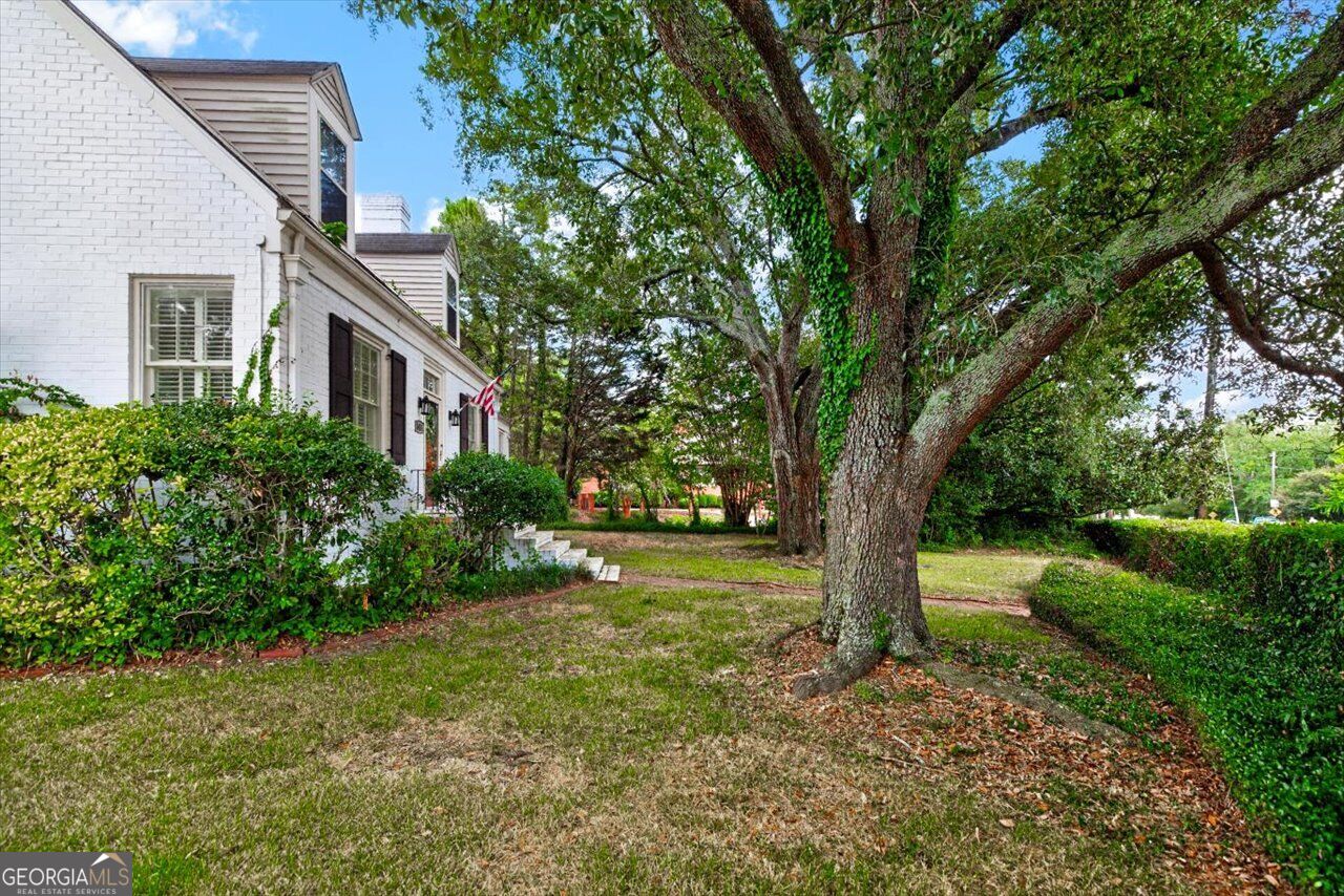 3405 Ridge Avenue Property Photo 10