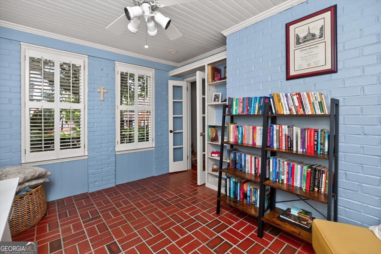 3405 Ridge Avenue Property Photo 22