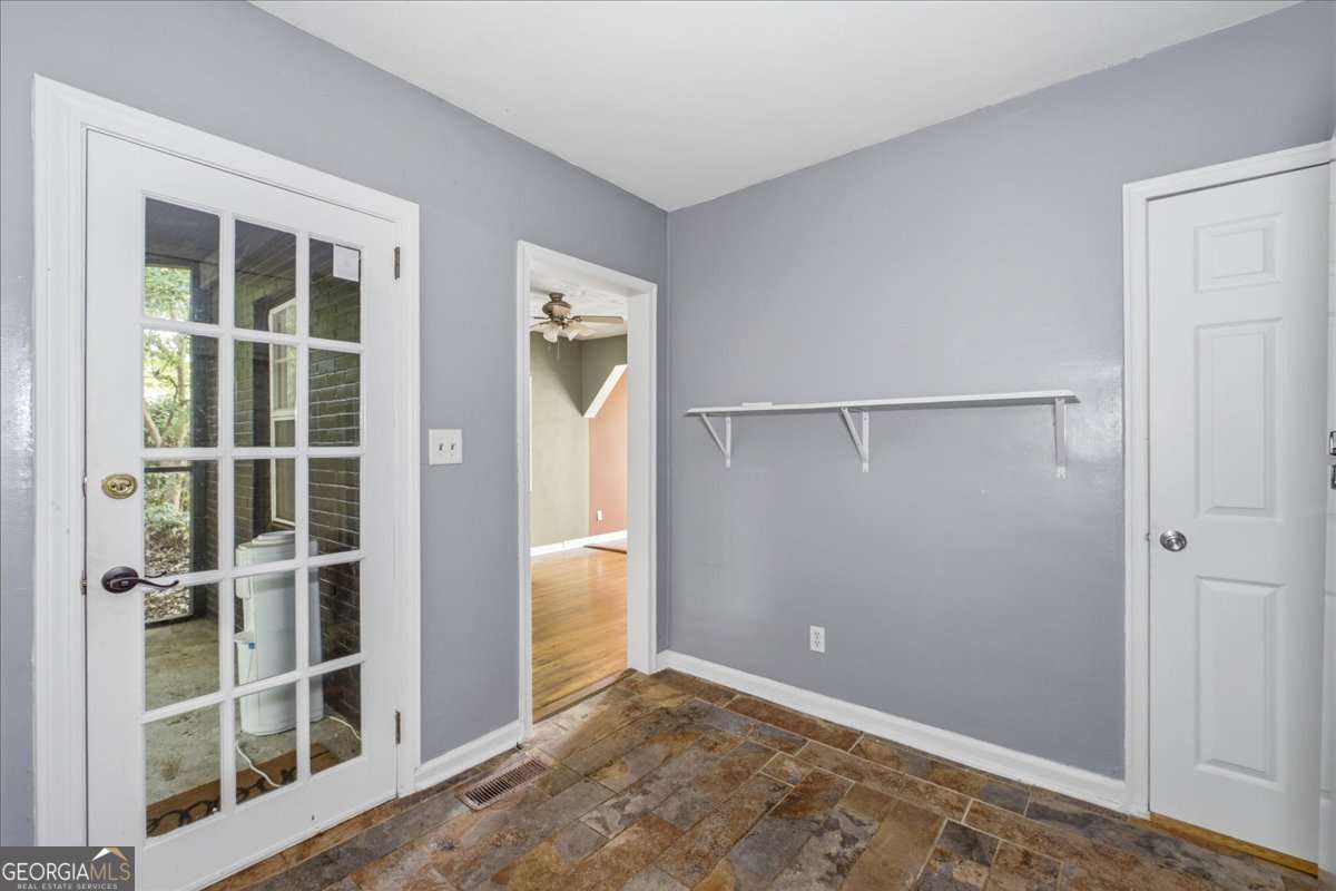 2597 Elsinore Street Property Photo 20