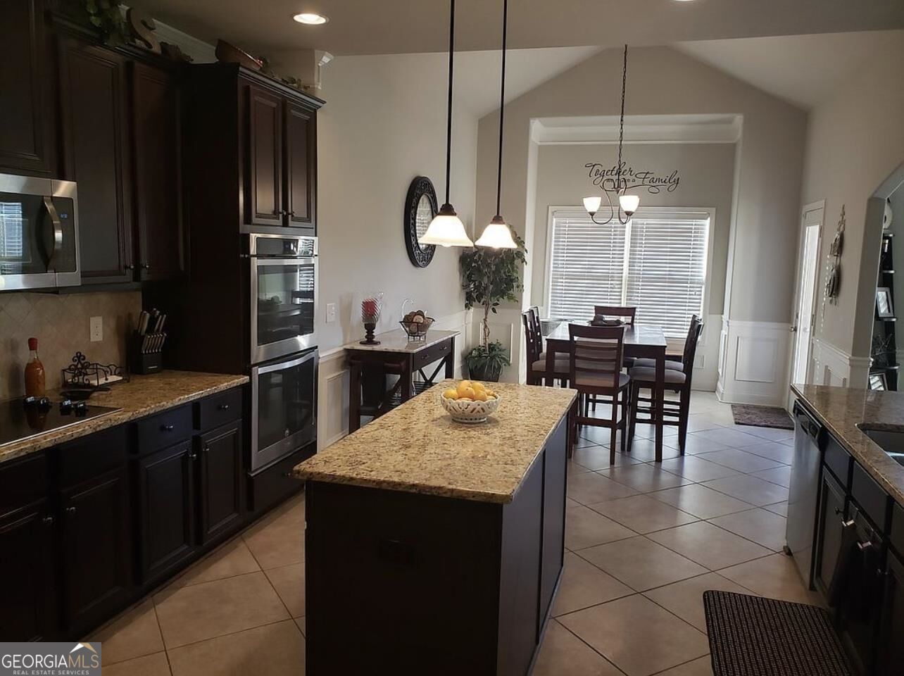 103 Chamblee Way Property Photo 3
