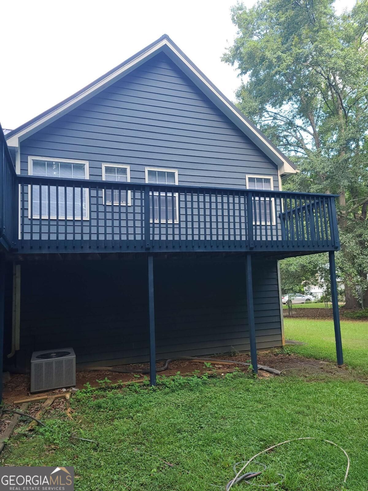 7728 Governors Lane Property Photo 2