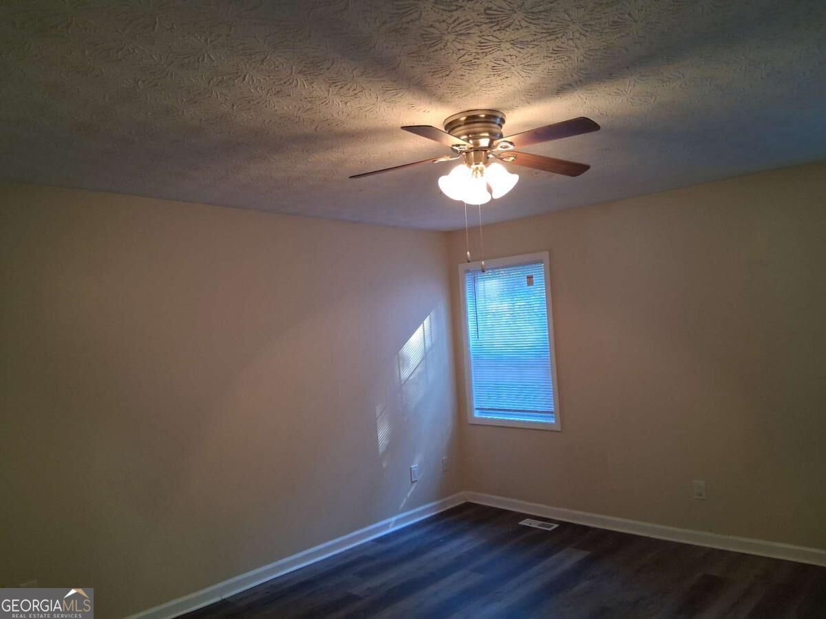 7728 Governors Lane Property Photo 13