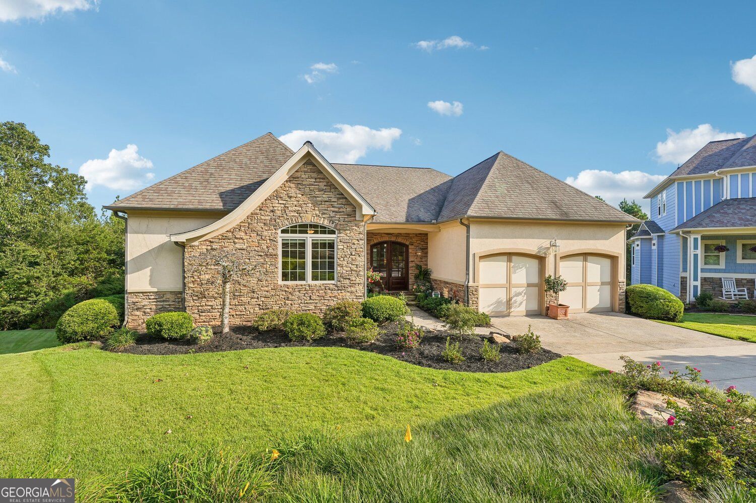 233 Towering Peaks Property Photo 4