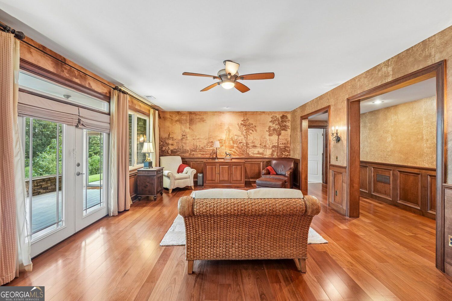 233 Towering Peaks Property Photo 10