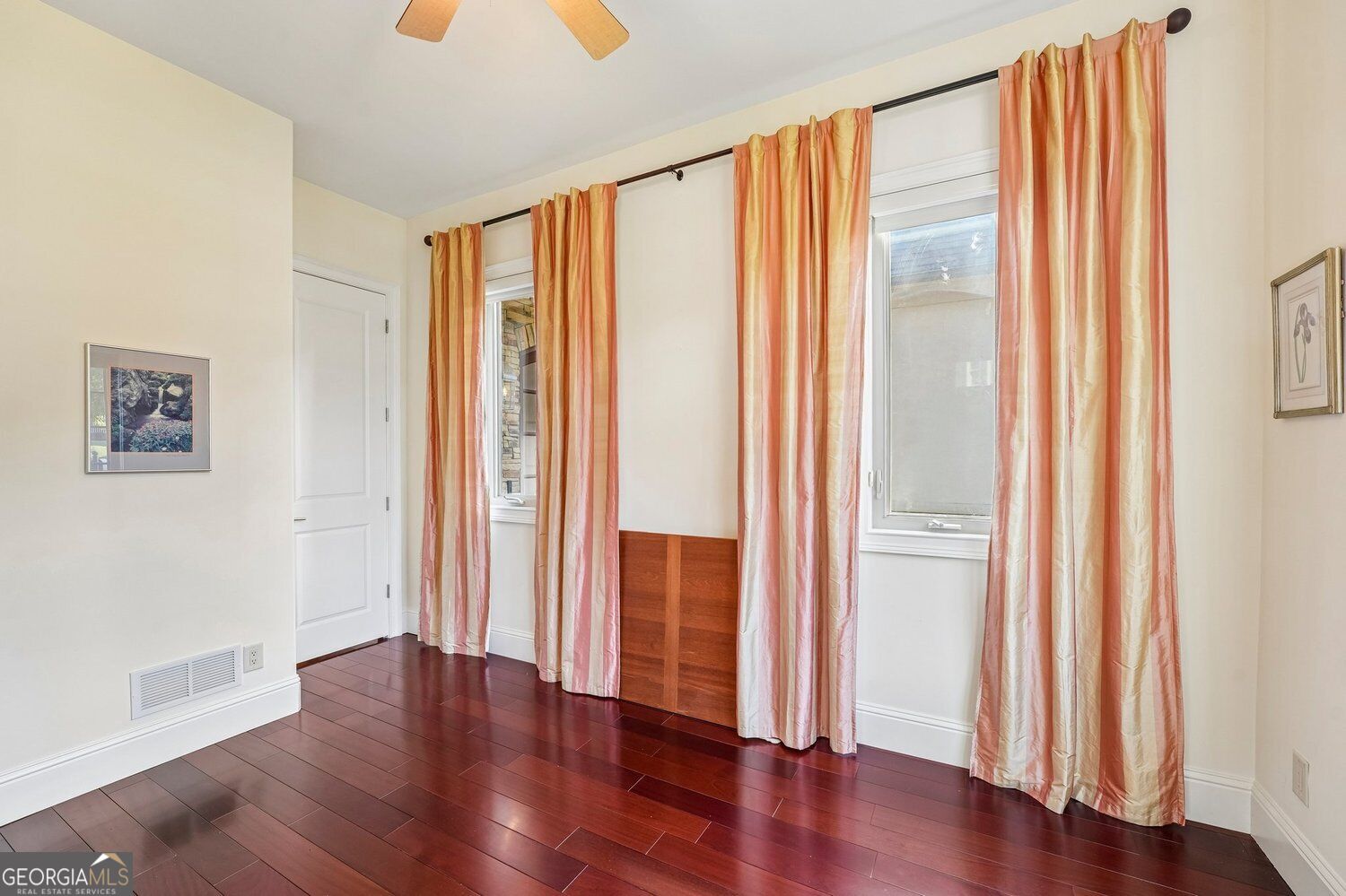 233 Towering Peaks Property Photo 21