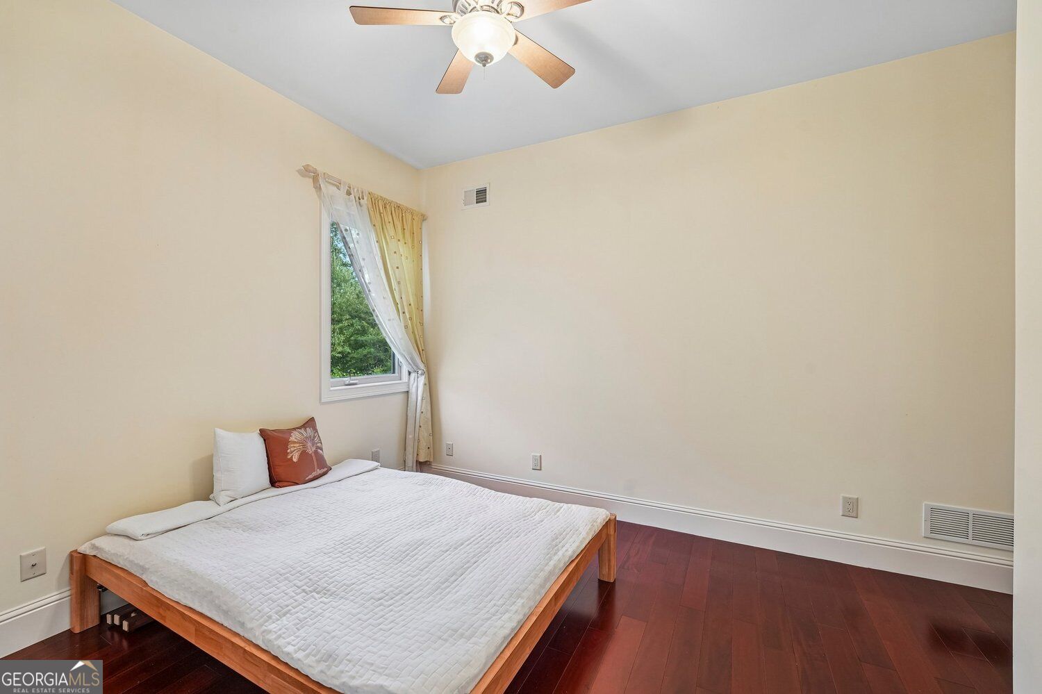 233 Towering Peaks Property Photo 24