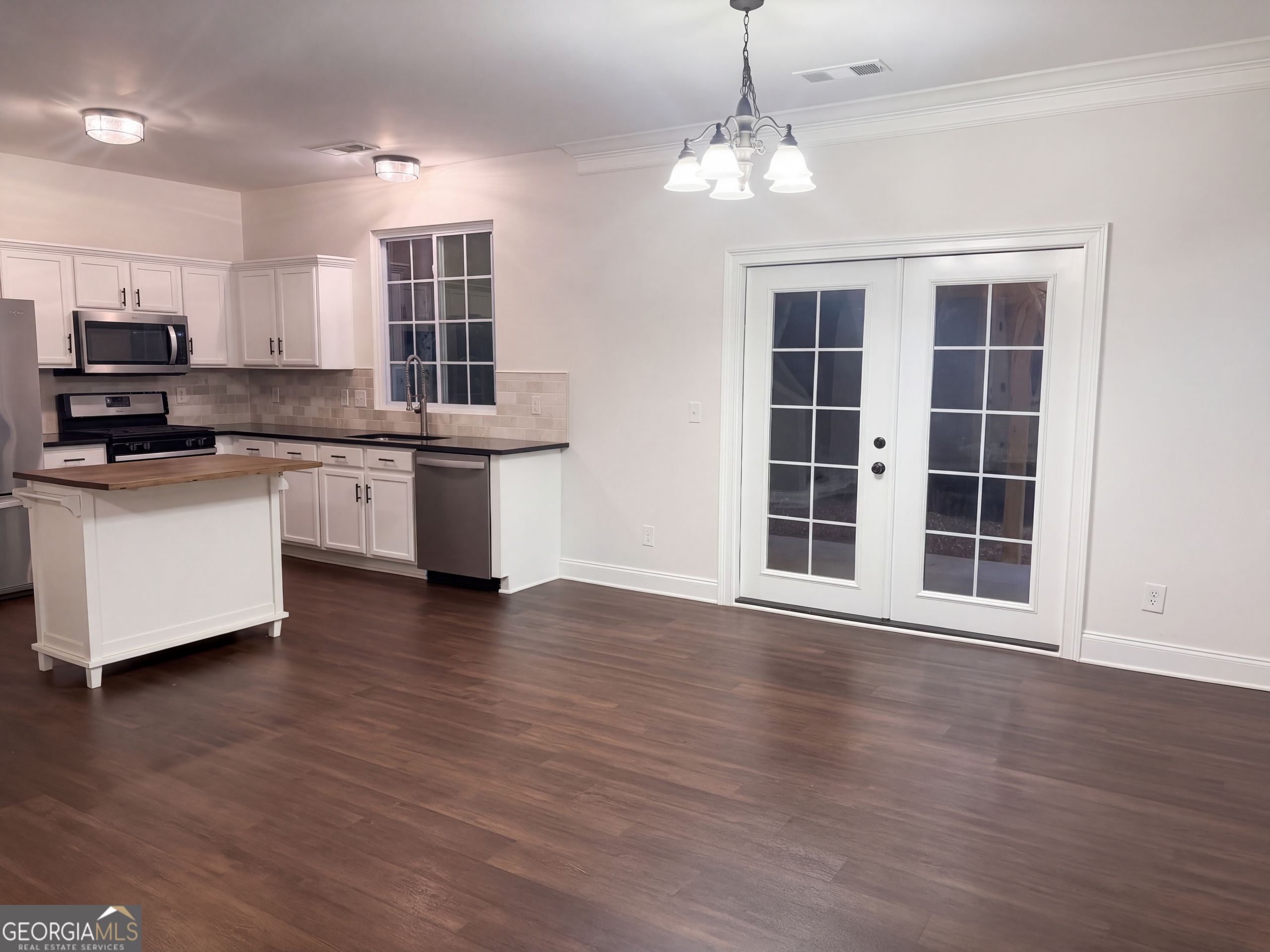 205 Nacoochee Way Property Photo 8