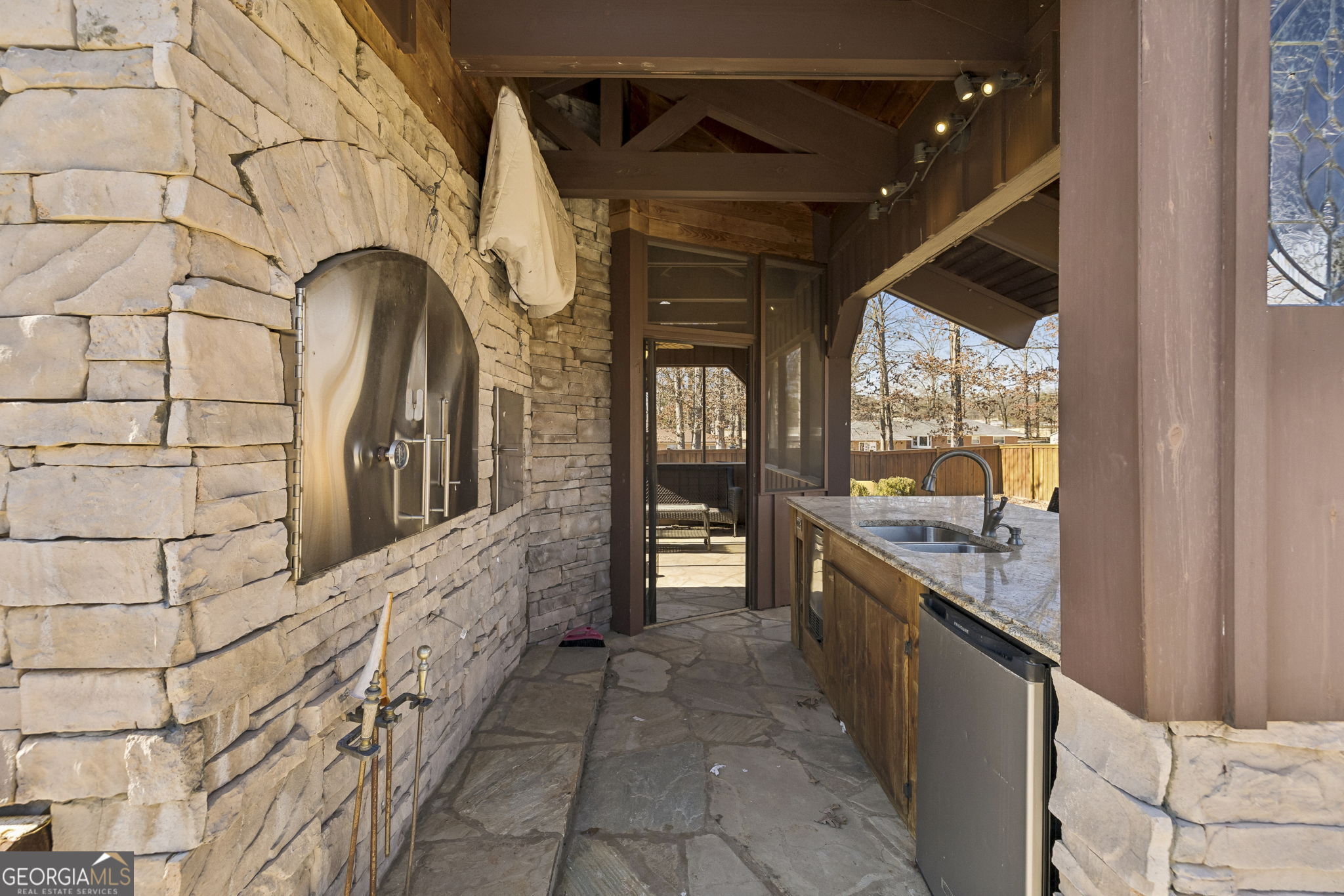 110 Hazel Drive Property Photo 7