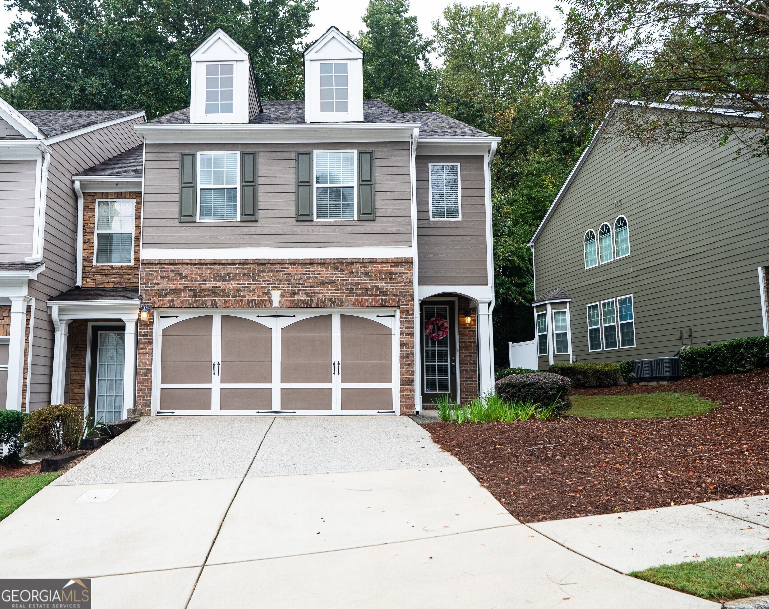 2604 Pierce Brennen Court Property Photo 1
