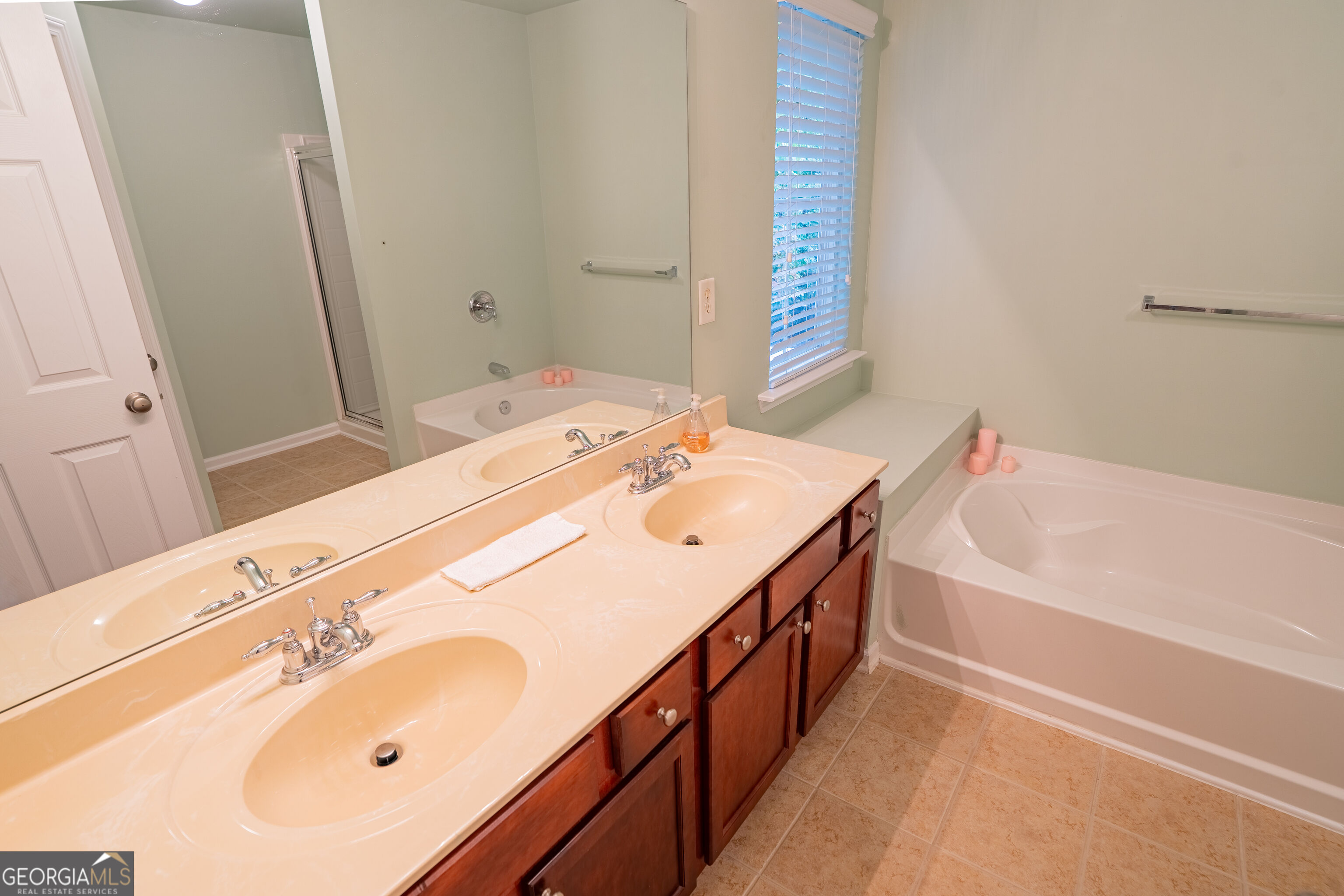2604 Pierce Brennen Court Property Photo 17