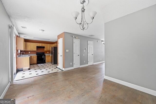 6966 Mahonia Place Property Photo 29