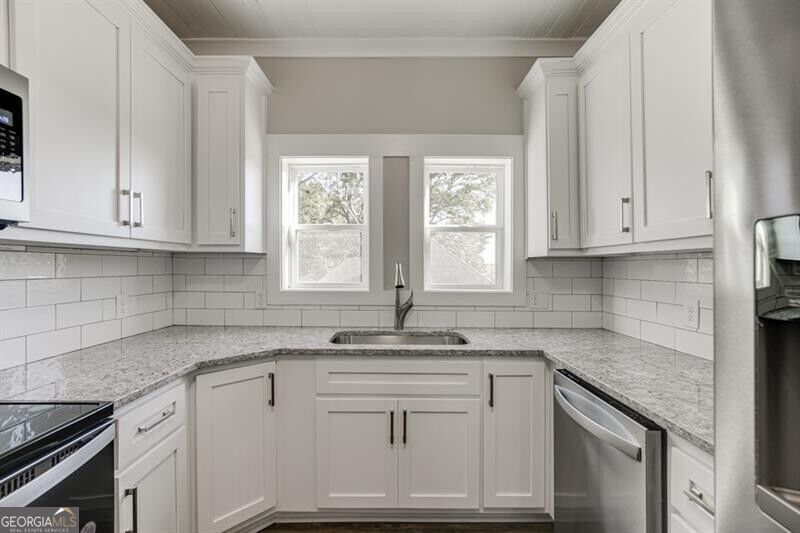 4615 S Lee Street Property Photo 20