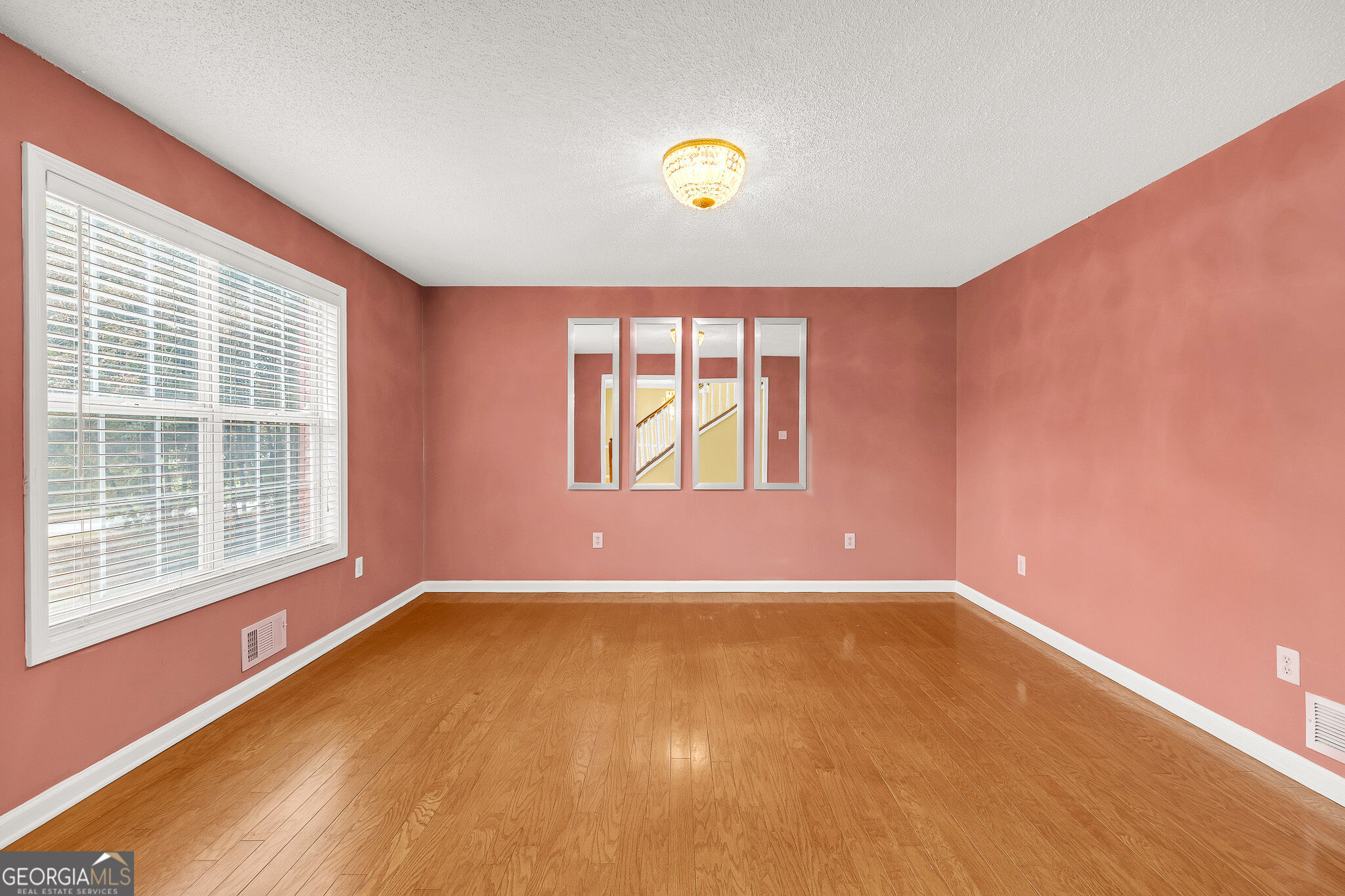 270 Brook Hollow Drive Property Photo 6