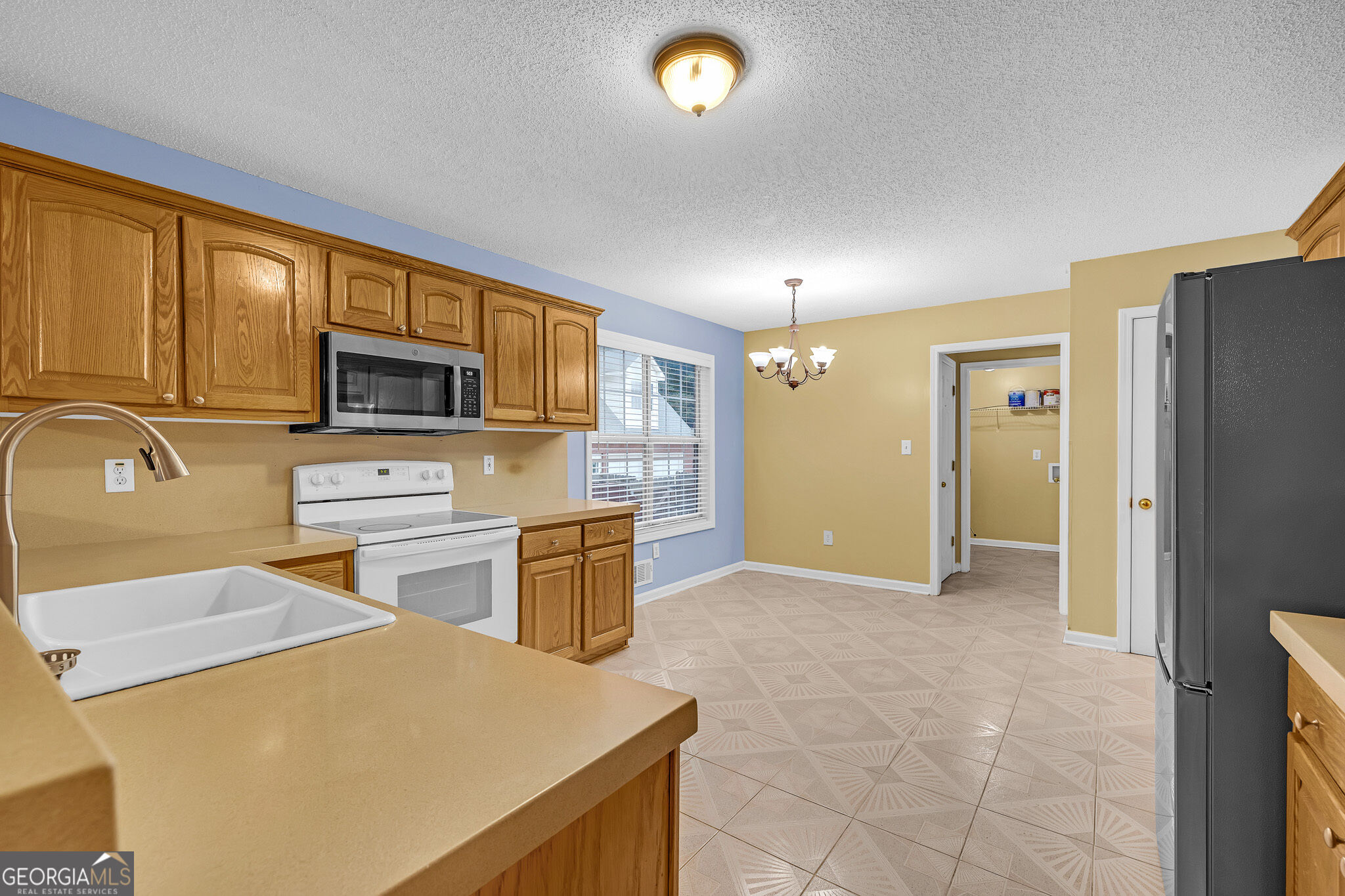270 Brook Hollow Drive Property Photo 9