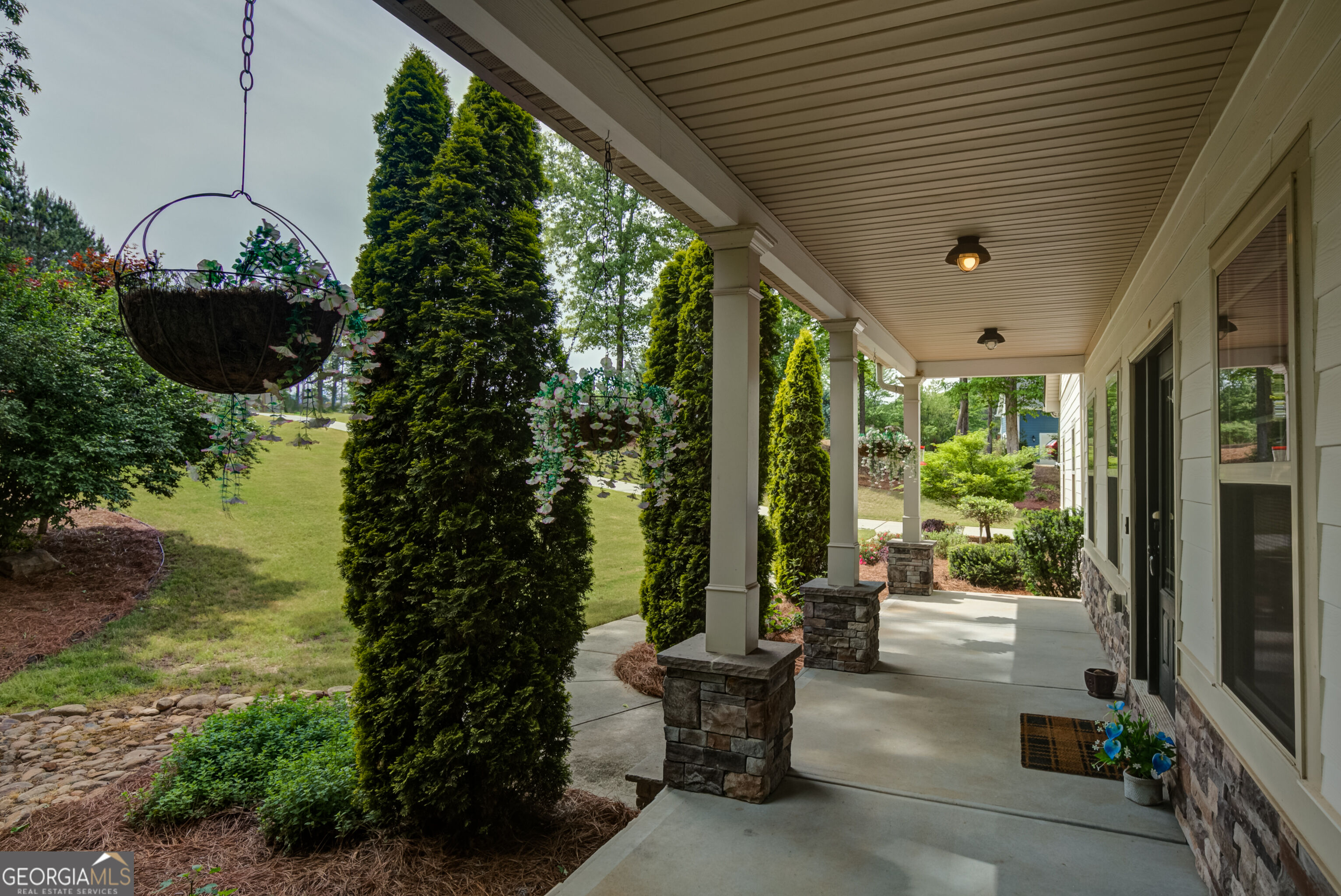 105 Laurel Forest Drive Property Photo 5