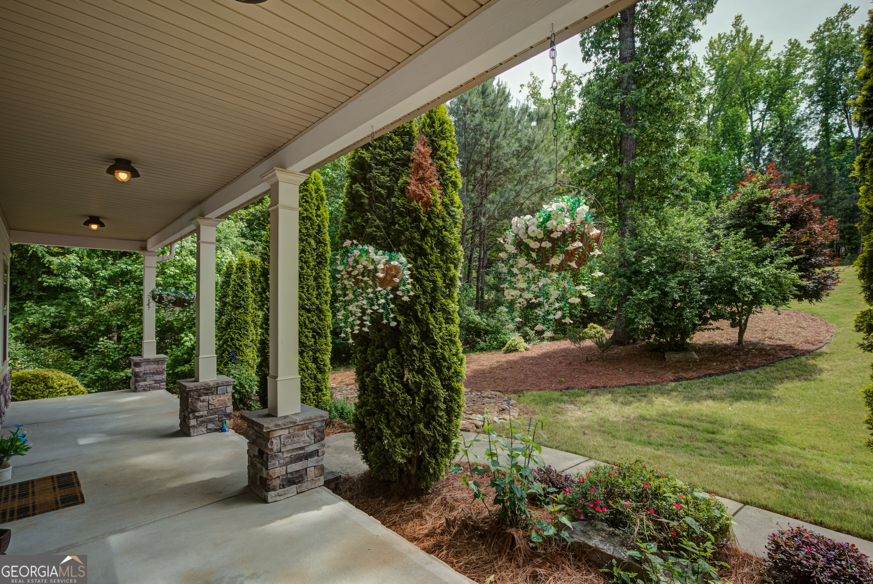 105 Laurel Forest Drive Property Photo 6