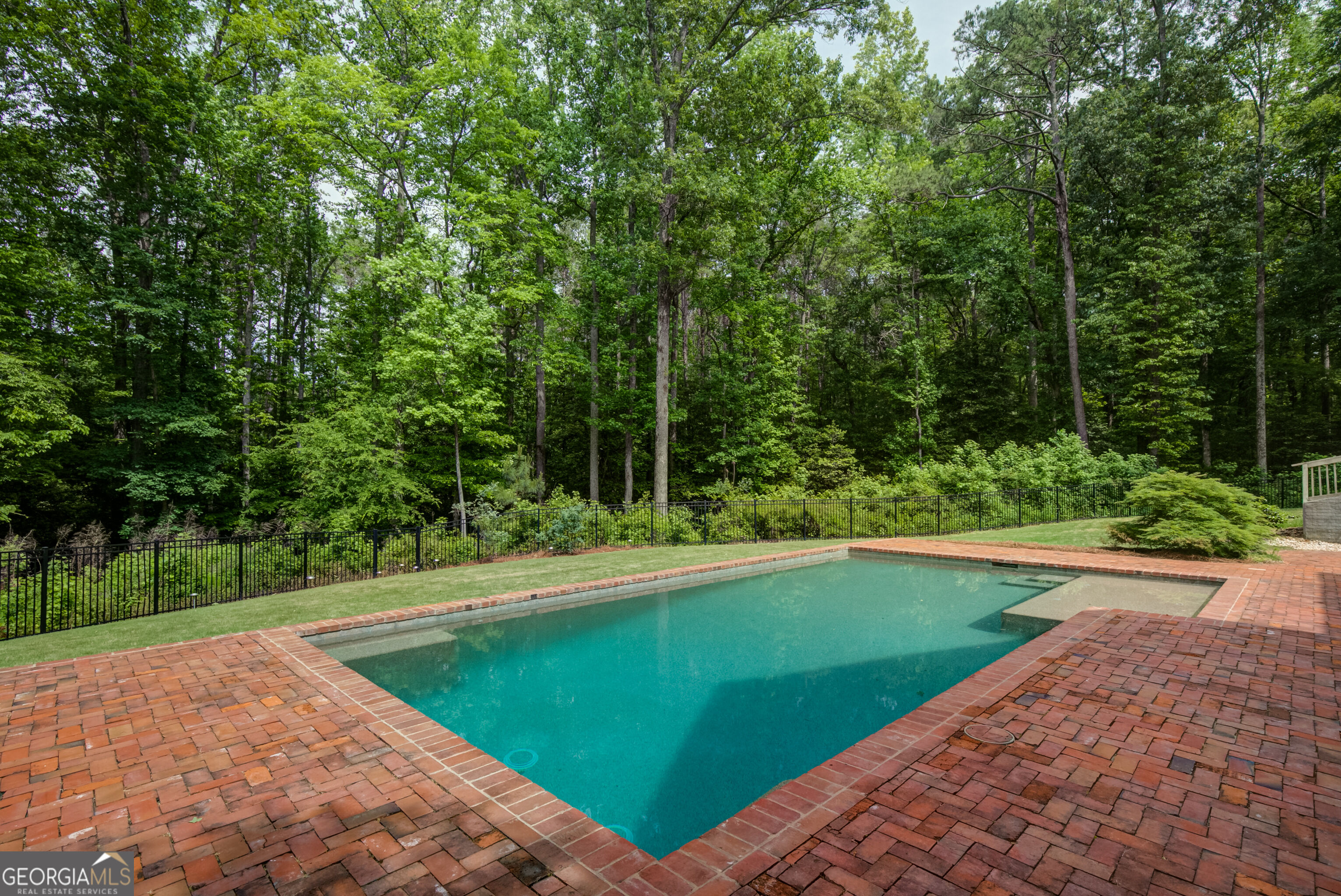 105 Laurel Forest Drive Property Photo 27