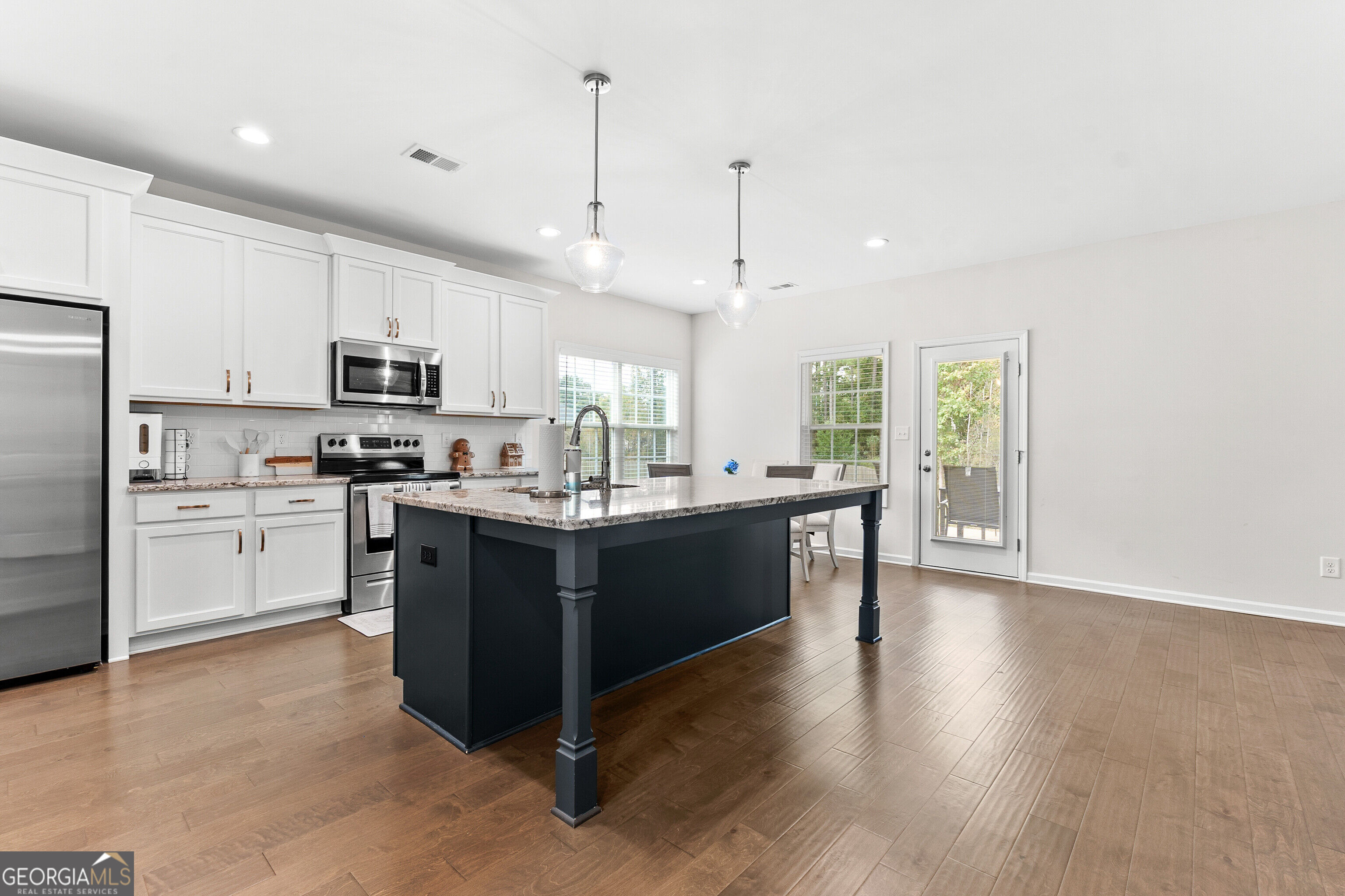 5017 Tybalt Run Property Photo 16