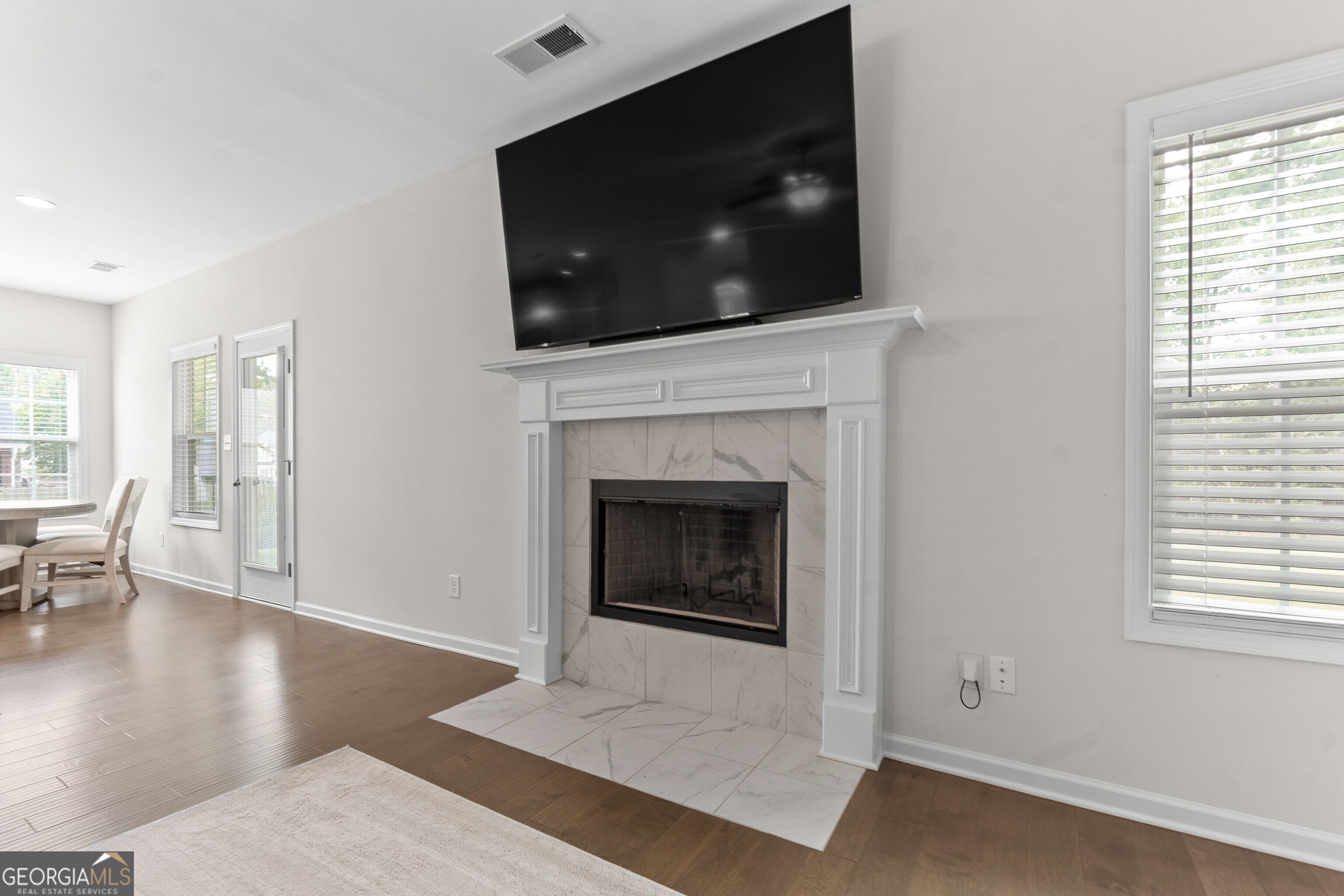 5017 Tybalt Run Property Photo 32