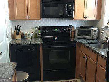 1689 Briarcliff Road Ne # 4 Property Photo 7