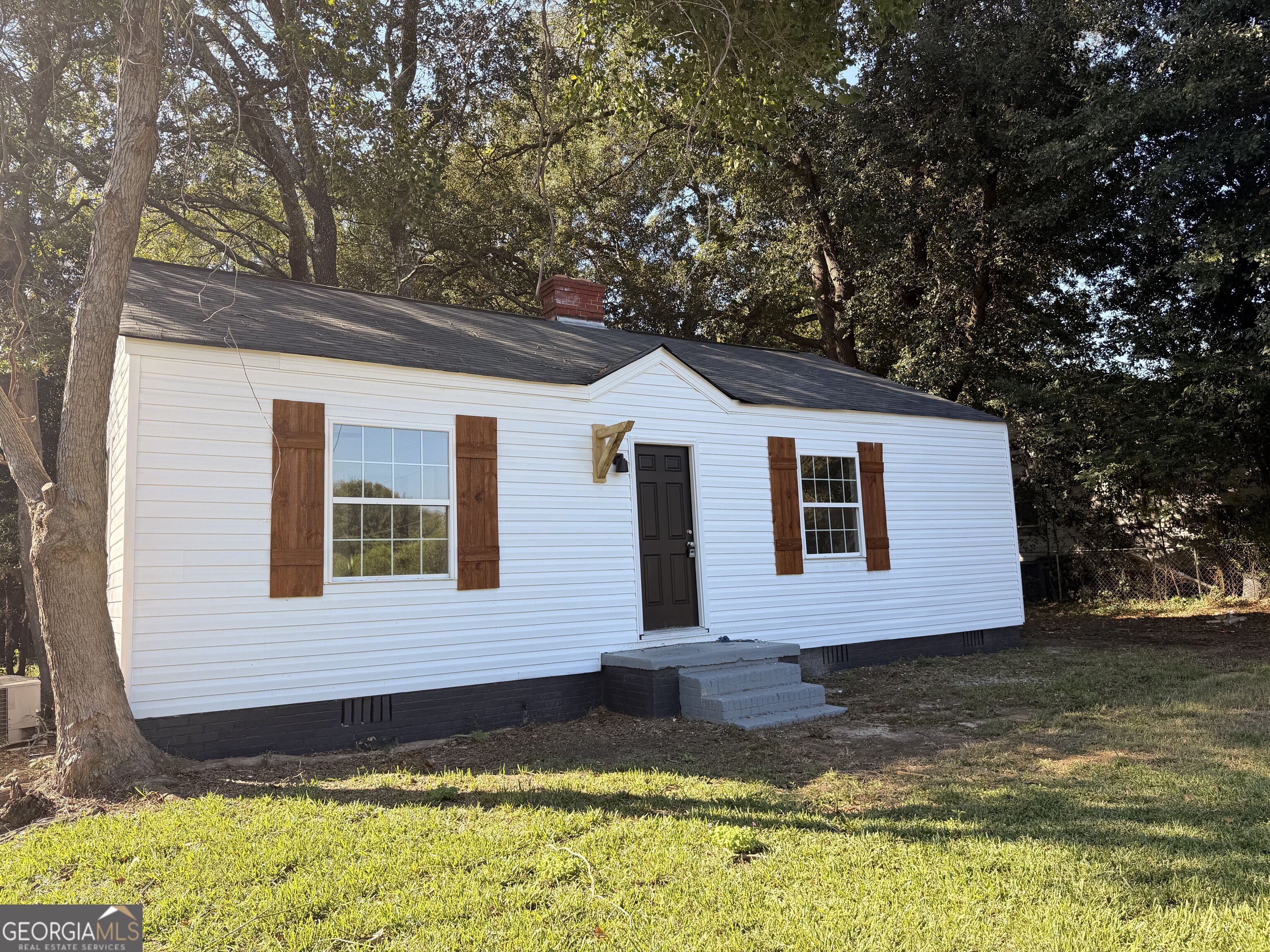 308 Diggs Boulevard Property Photo 2