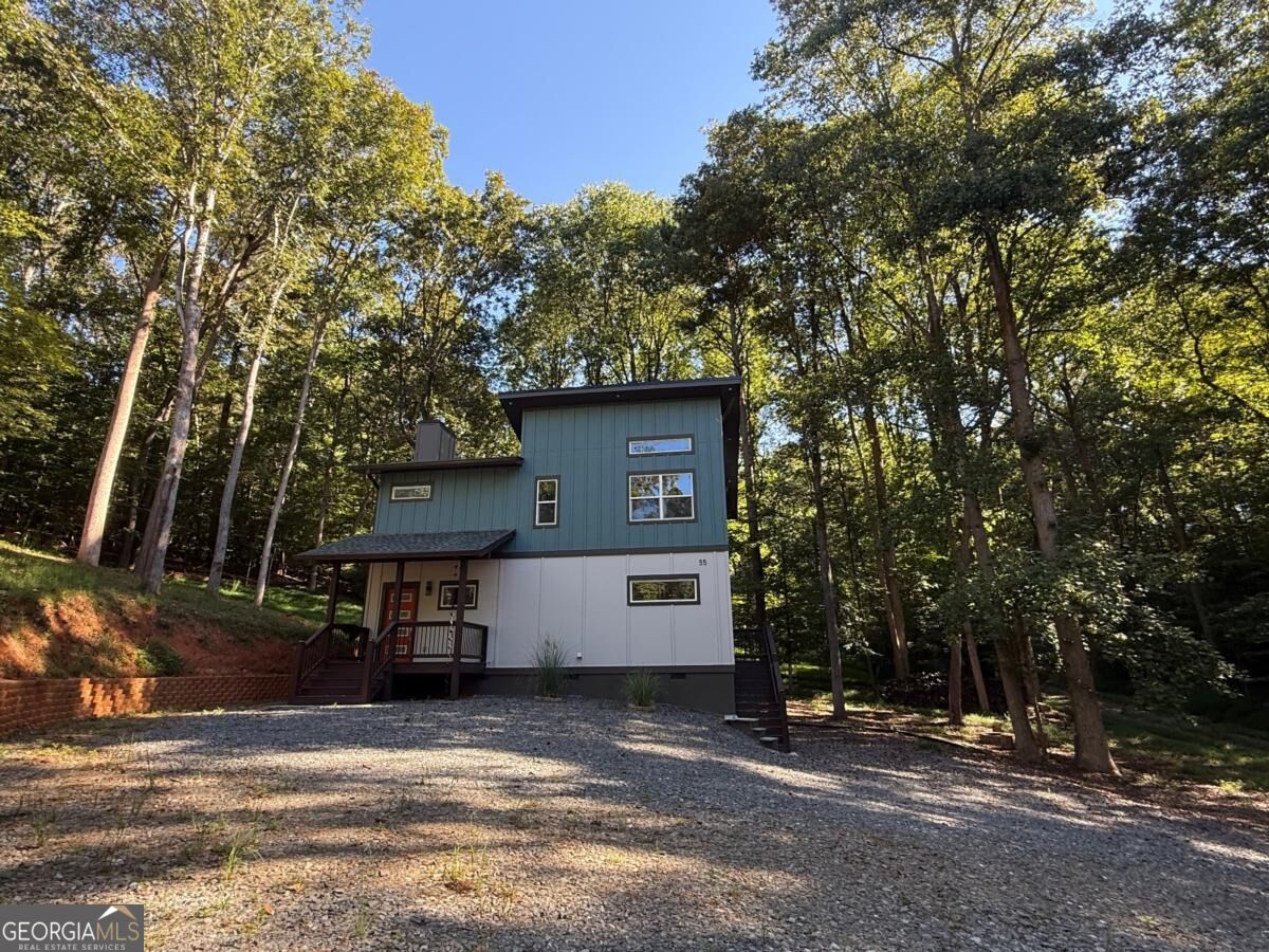 55 Elmwood Circle Property Photo 1
